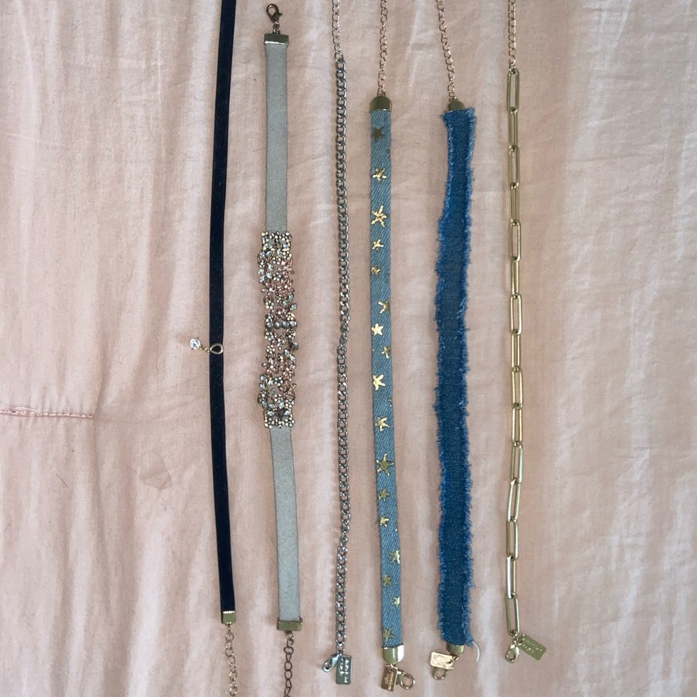 American Eagle choker necklace bundle set